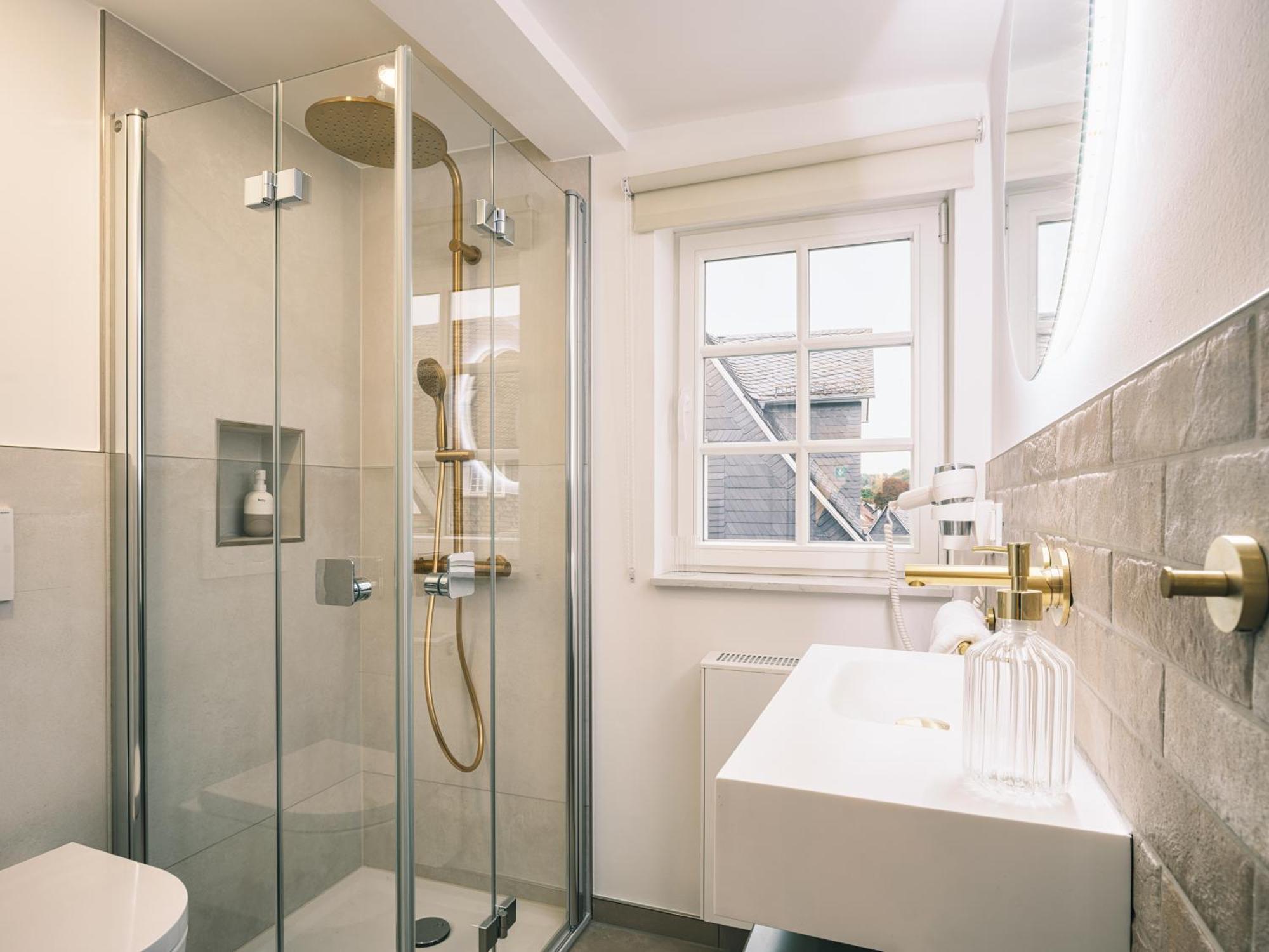 Flecker Hotel Фройденберг Екстериор снимка