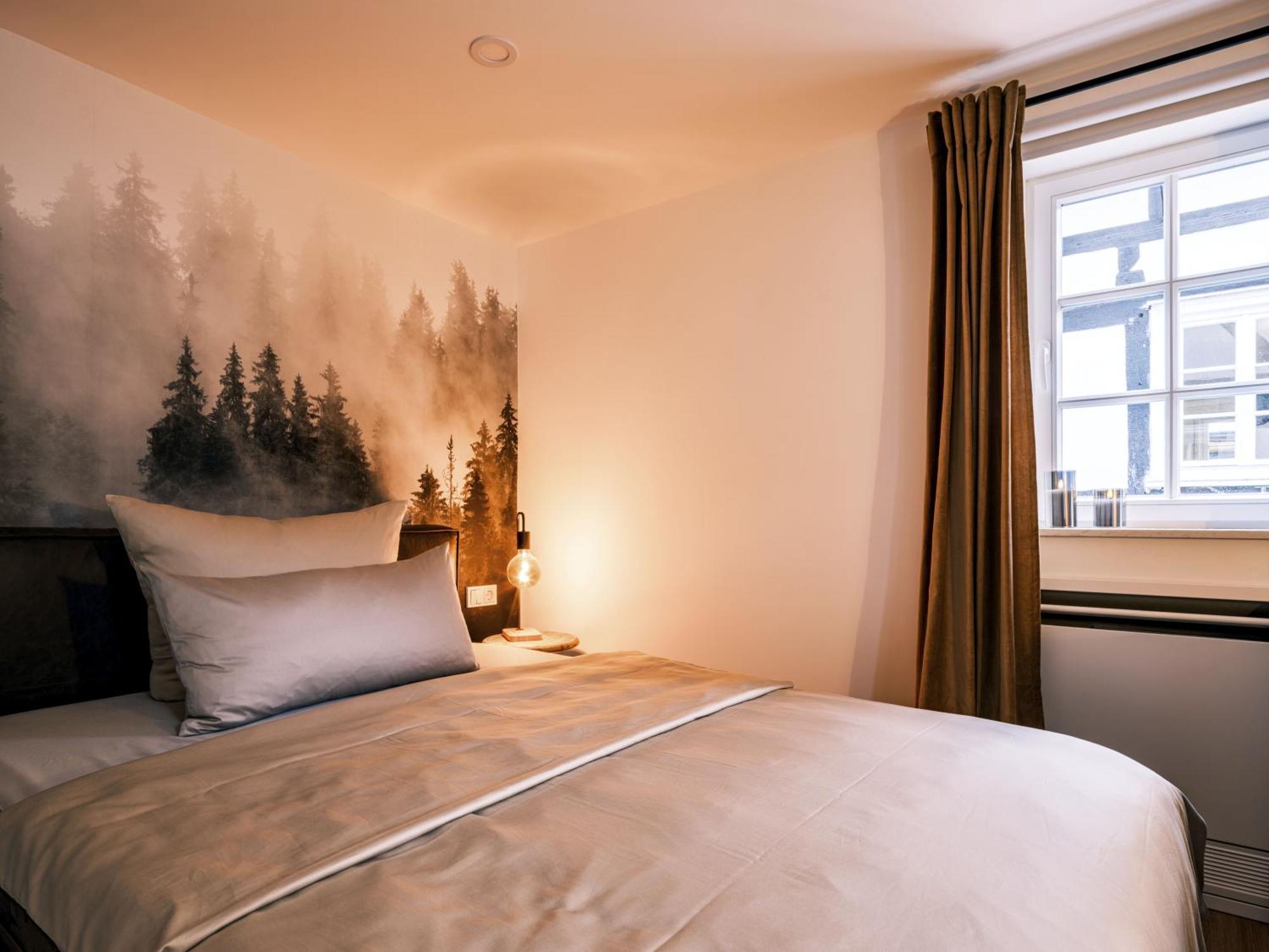 Flecker Hotel Фройденберг Екстериор снимка