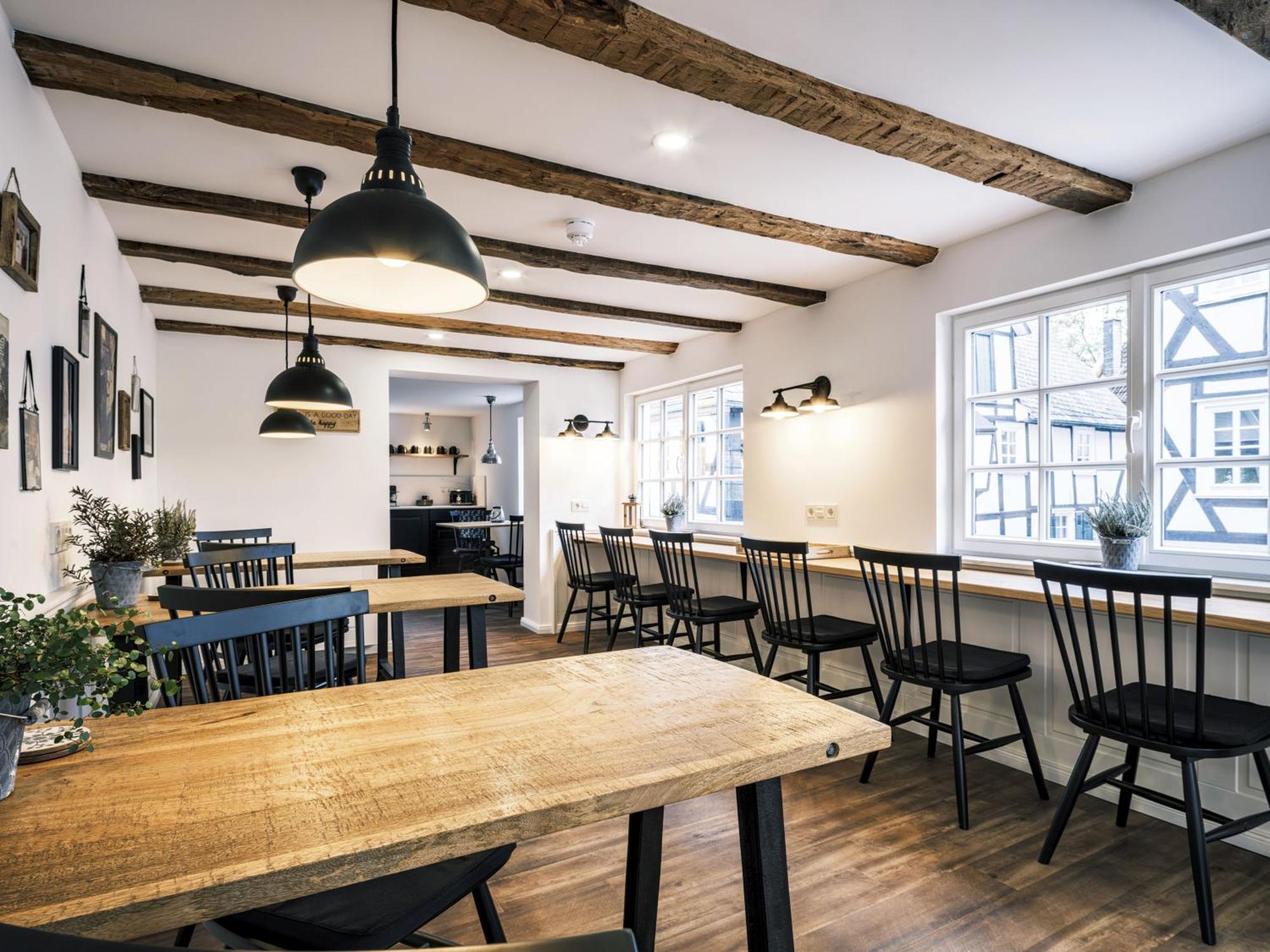 Flecker Hotel Фройденберг Екстериор снимка