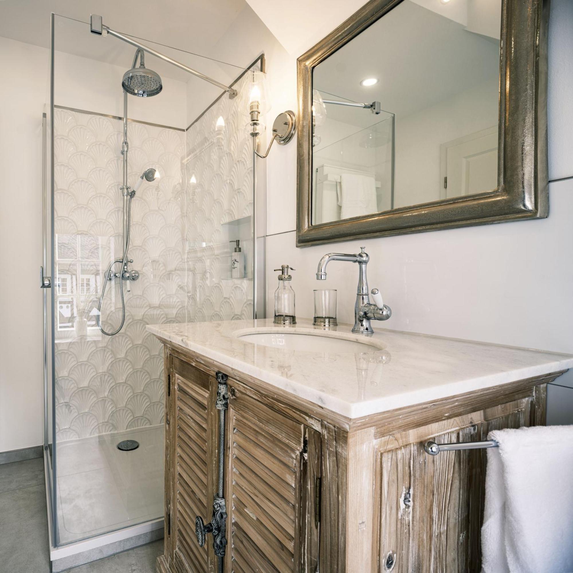 Flecker Hotel Фройденберг Екстериор снимка
